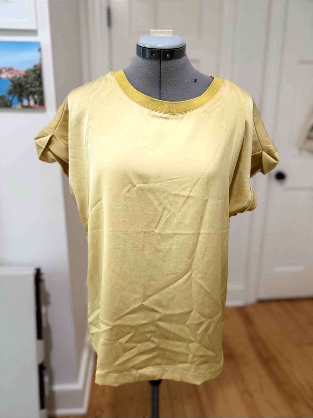 Kori Satin Short Sleeve Tee in Light Yellow